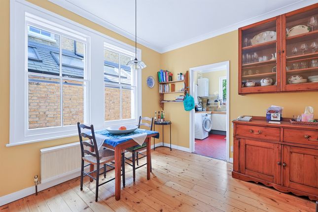 21, Wavendon Avenue, London photo 3