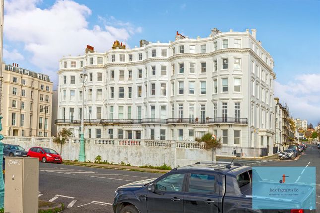 Studio flat on Flat 2B , 4, Clarendon Terrace, Brighton, £200,000