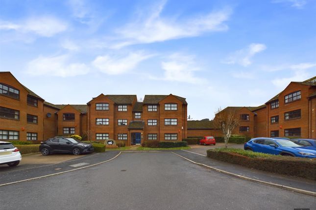 Flat for sale in Old Mill Close, St. Leonards, Exeter