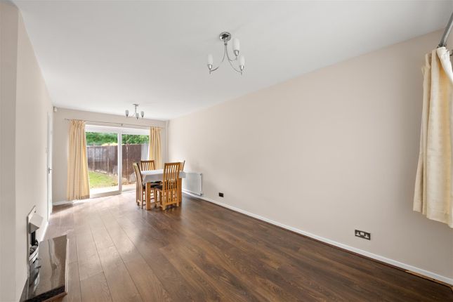 139, Ringway, Southall photo 4