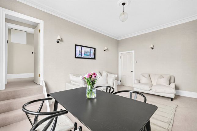 Flat 5, 28, Warrington Crescent, London photo 4