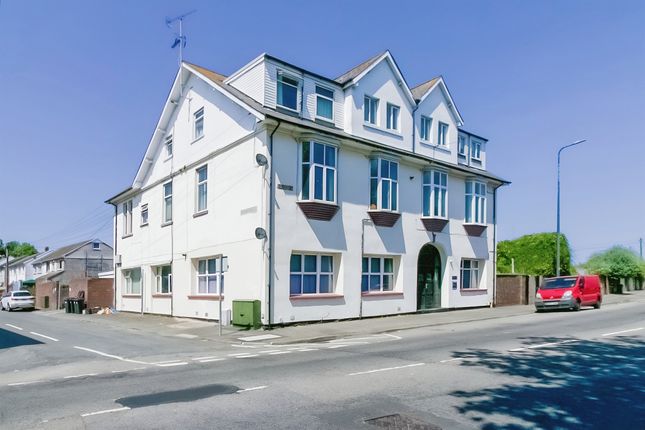 Flat for sale in Cardiff Road, Barry