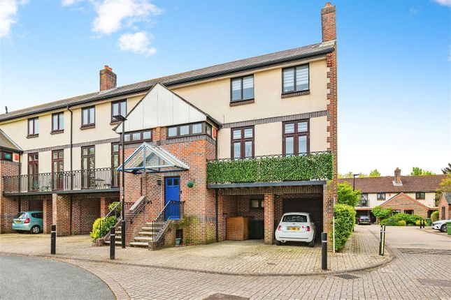 Town house for sale in Mayfair Gardens, Banister Park, Southampton