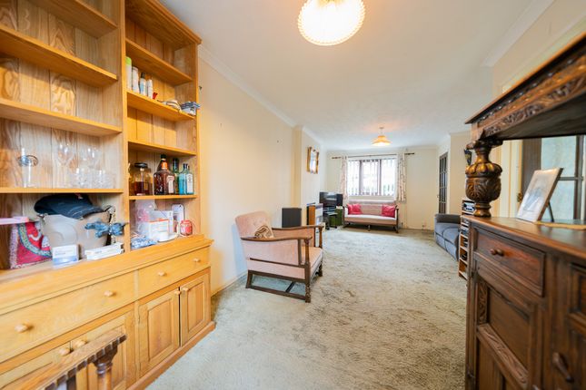 7 Stoneywell Road, Leicester photo 3