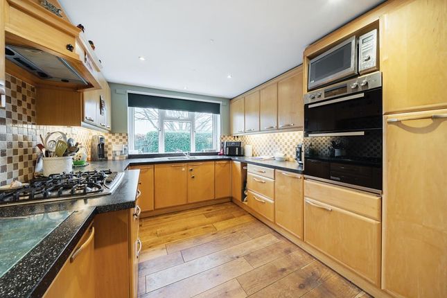 43 FANE DRIVE, Berinsfield, Wallingford photo 3