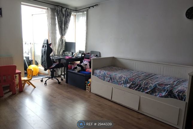 87, Axe Street, Barking photo 3