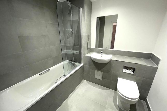 Flat 86, Milton Keynes photo 5