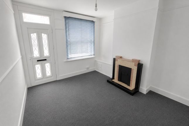 57 Stanley Street, Luton, Bedfordshire photo 2