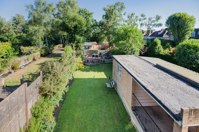 50, Coombe Lane West, Kingston Upon Thames photo 2