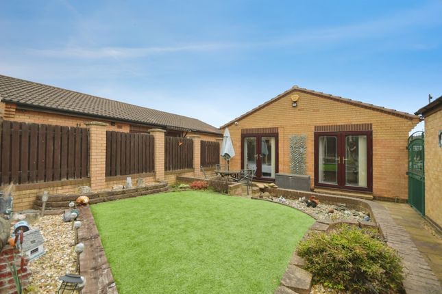 6, Hamilton Close, Mexborough photo 4