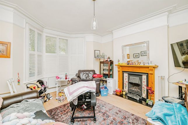 Brynogwy, Tydraw Villas, Bridgend photo 4