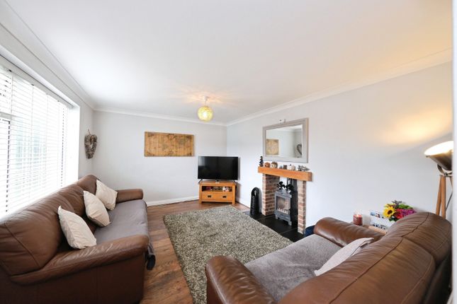 Rufford Avenue, Mansfield photo 3