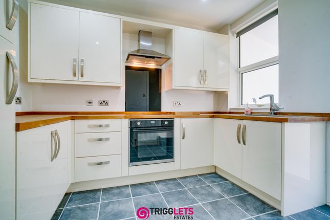 8, Westfield Road, Rotherham photo 4