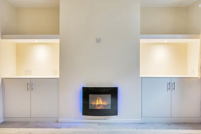 98, Sycamore Drive, Oxfordshire photo 4