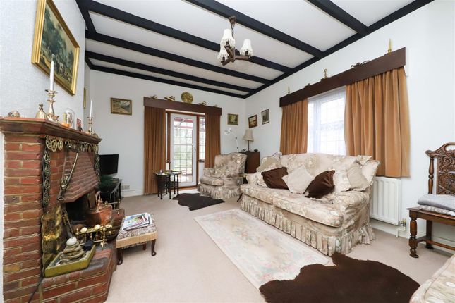 Detached bungalow for sale in Willow Crescent East, Denham