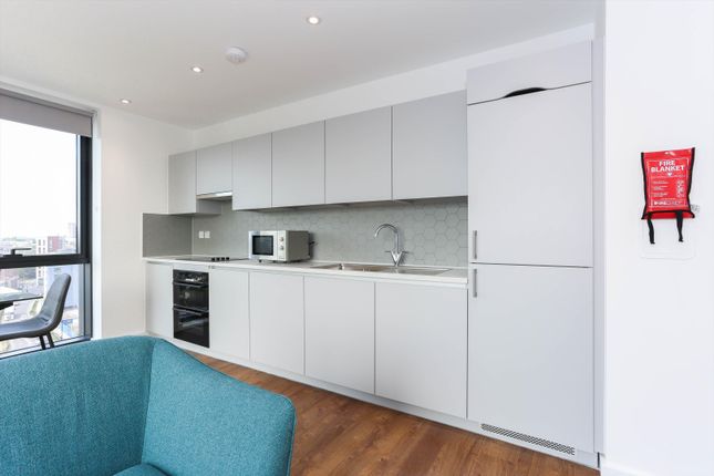 Flat to rent in Wales Farm Road, London