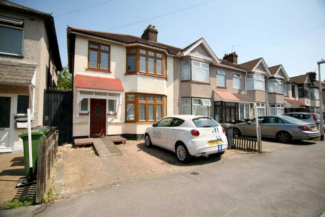 Thumbnail Semi-detached house to rent in Wadeville Avenue, Chadwel Heath