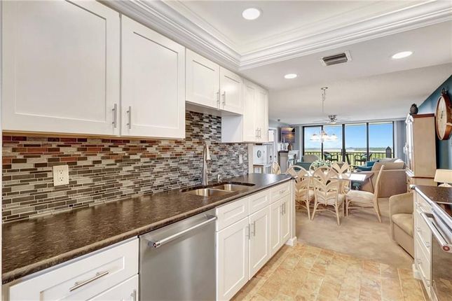 Town house for sale in 5059 North Highway #902, Hutchinson Island, Florida, United States Of America