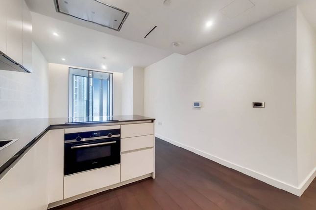 Thumbnail Flat to rent in Damac Tower SW8, Vauxhall, London,