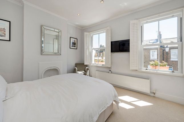 12 Snarsgate Street, London photo 2