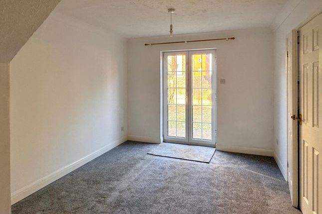 10, Kestell Drive, Cardiff photo 2