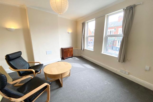 Flat to rent in Queens Road, Clarendon Park, Leicester