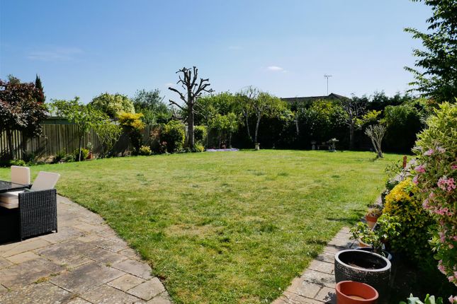 Sherwood, 2, Quemerford, Calne photo 3