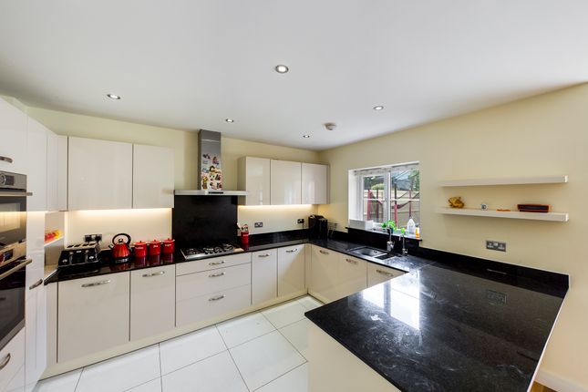 Thumbnail Detached house to rent in Sierra Road, High Wycombe, Buckinghamshire