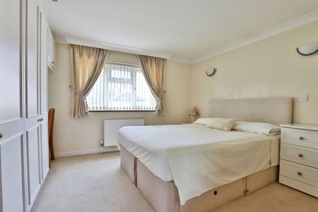 11, The George Mews, Hampshire photo 4