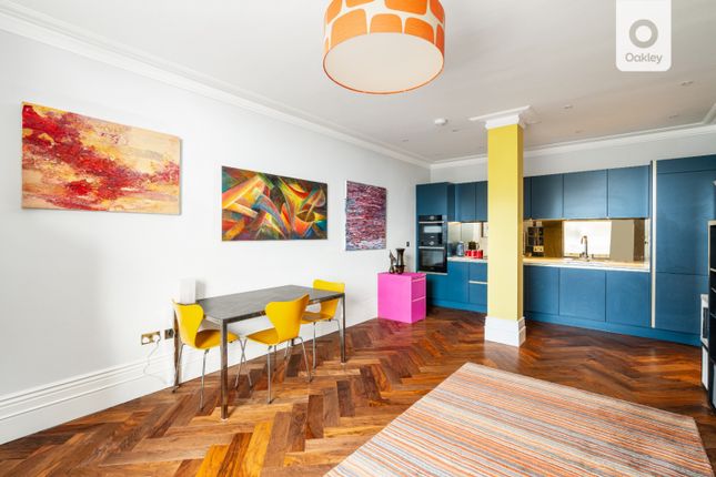 Flat for sale in Queens Gardens, Hove