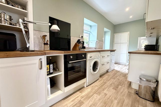 21, Goose Green, Keighley photo 3