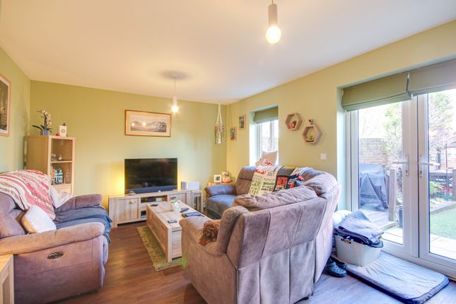 14, Rudloe Drive, Gloucester photo 3