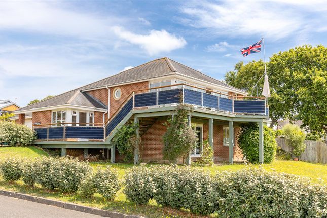 Western Approach, Gurnard Heights, Gurnard photo 3