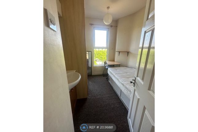 Room to rent in Parnall Road, Bristol