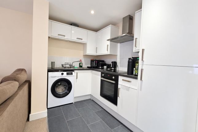 1, Ashby Wood Drive, Northampton photo 3
