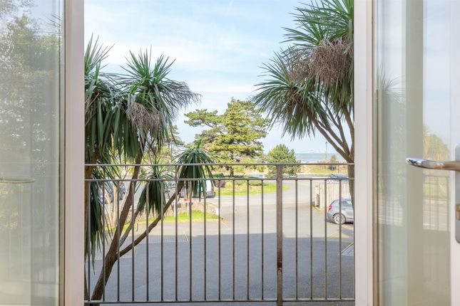 Flat for sale in Appley Rise, Ryde