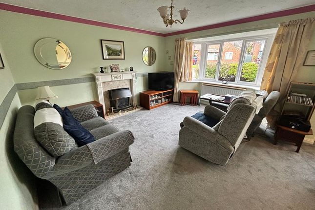 27, Plas Penrhyn, Llandudno photo 2