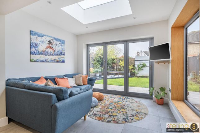 39, Mortimer Hill, Tring photo 5