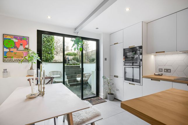 56a Oakfield Road, London photo 4