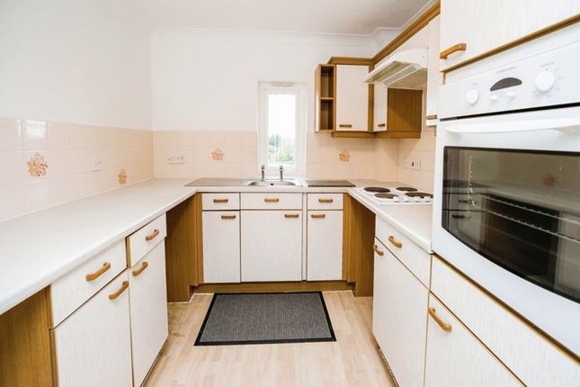 Flat for sale in Arkle Court, Chester