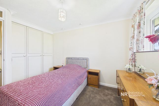 Flat 33 Brook Court, 78 Wordsworth Drive, North Cheam photo 4