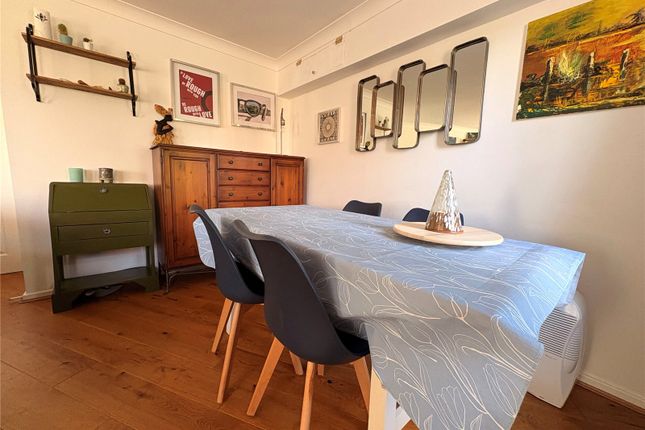 Flat 1,, Timken Lodge, DAVENTRY photo 4