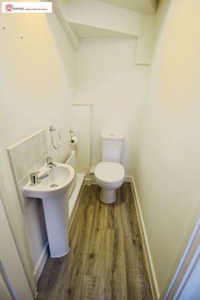 22, Bellerphon Drive, Stoke-On-Trent photo 5