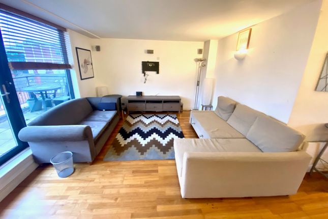 Flat 20, Leeds photo 2