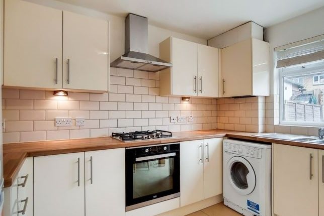 Terraced house to rent in Colman Road, London