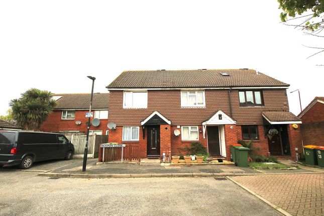 Property to rent in Hickman Close, London