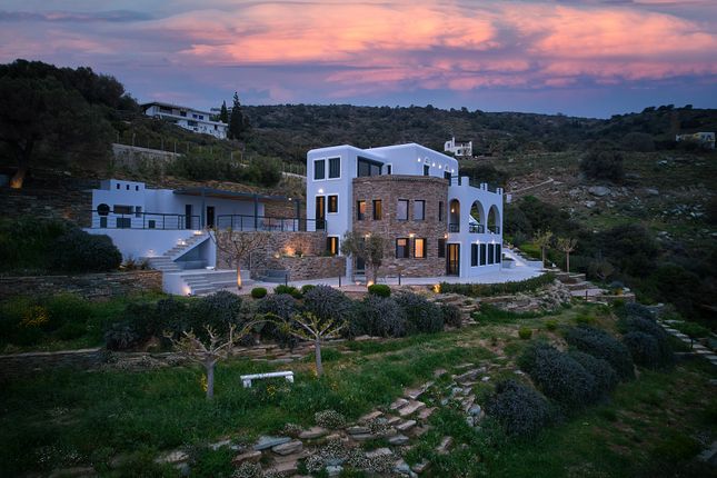 Villa for sale in Pnoe, Andros, Cyclade Islands, South Aegean, Greece
