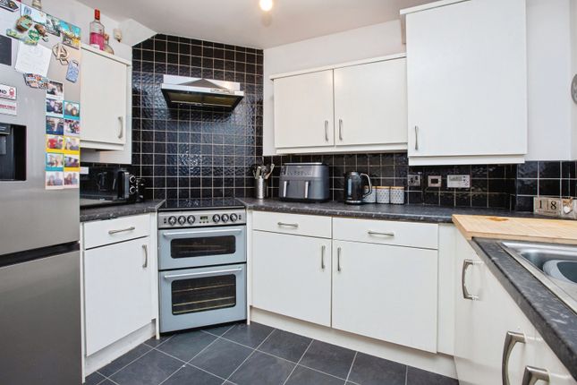 67, High Hazles Drive, Nottinghamshire photo 2