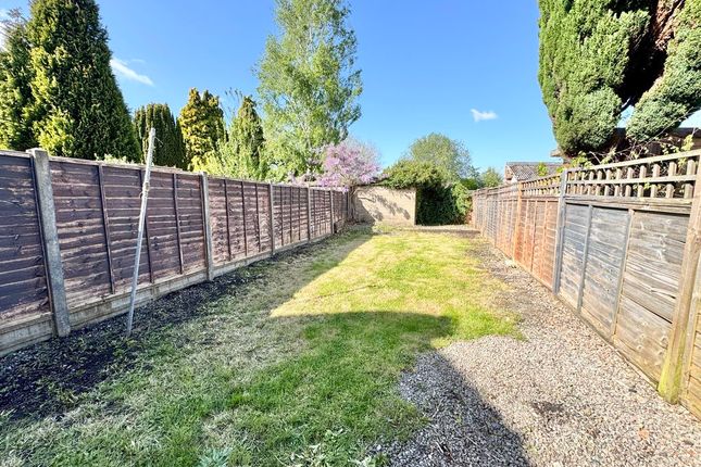 16, St. Saviours Road, Coalville photo 4