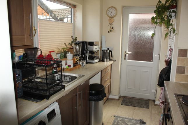 16, Bradford Road, Immingham photo 4